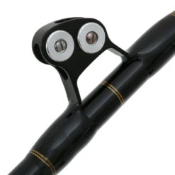 PENN International 80VISW Ocean Assassin 2-Speed Gold Bent Butt Game Combo 5ft 5in 37kg 2pc -Penn 107684 4 n 1